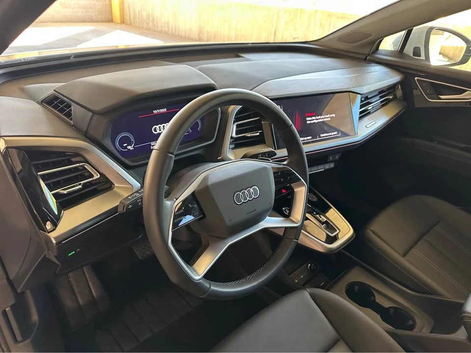 2024 Audi Q4 e-tron - Image 17 of 19