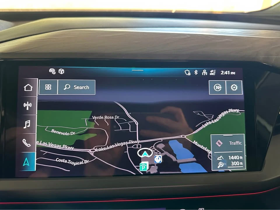 2024 Audi Q4 e-tron - Image 9 of 19