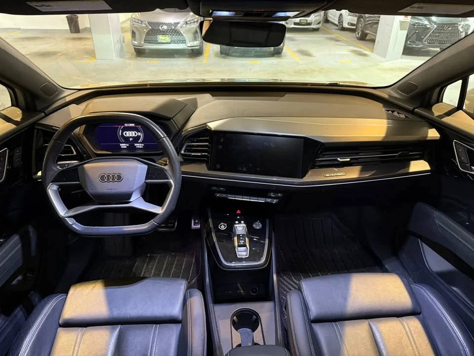 2024 Audi Q4 e-tron - Image 4 of 5