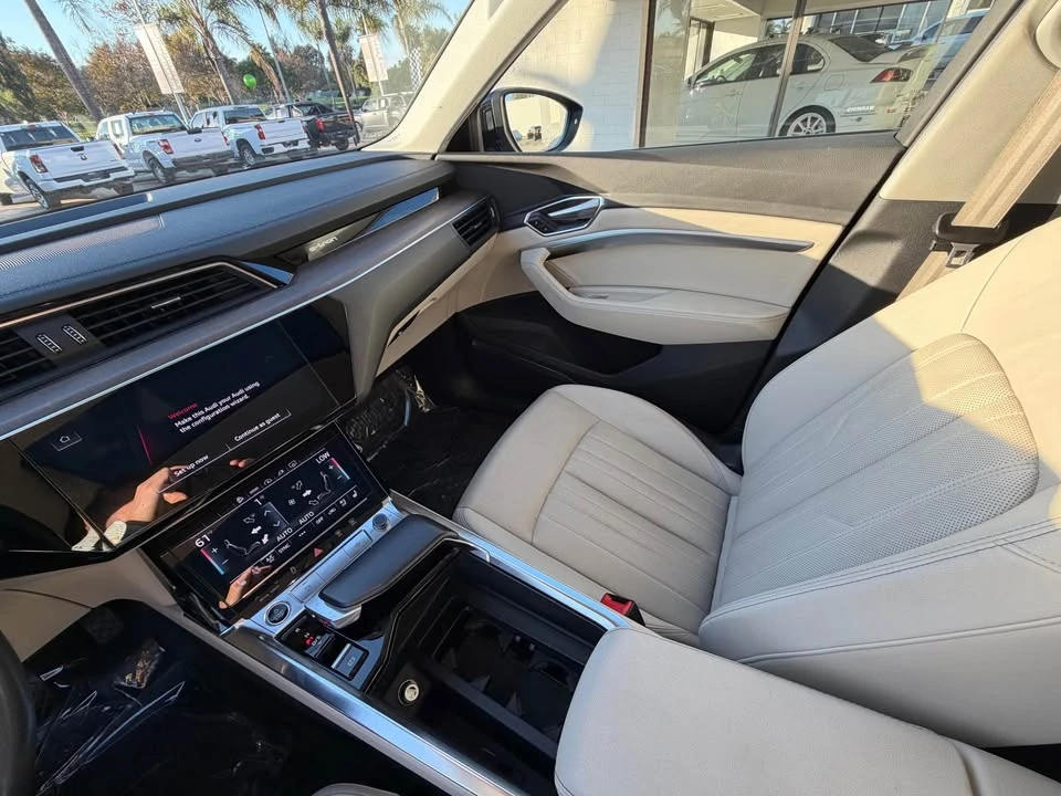 2024 Audi Q8 e-tron - Image 8 of 12