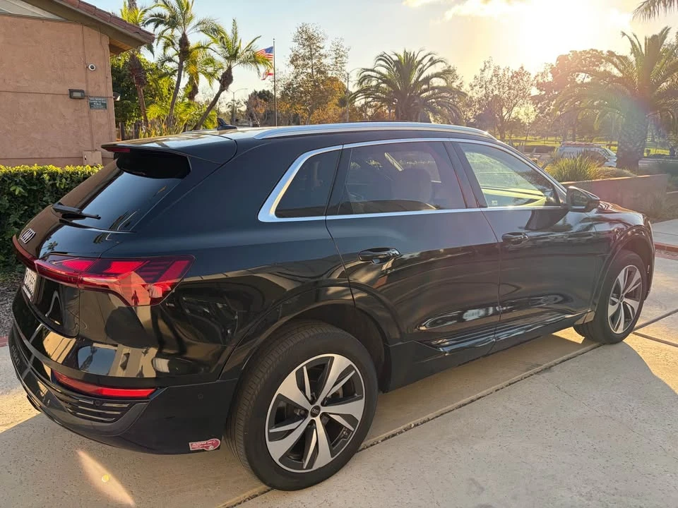 2024 Audi Q8 e-tron - Image 2 of 12