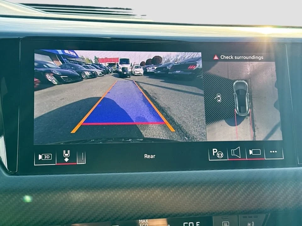 2024 Audi e-tron GT - Image 14 of 19