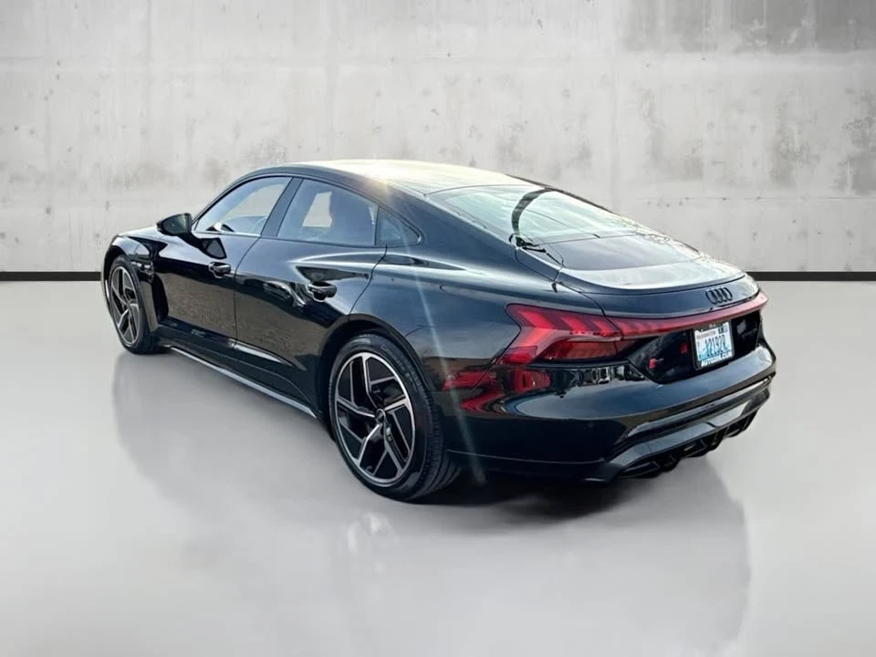 2024 Audi e-tron GT - Image 4 of 19