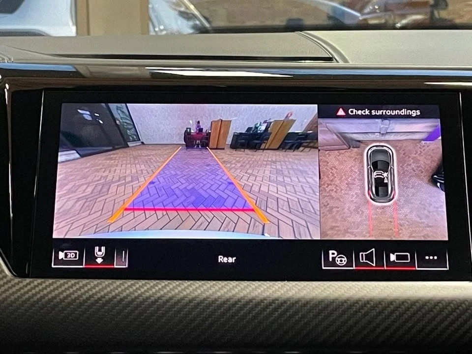 2024 Audi e-tron GT - Image 18 of 20