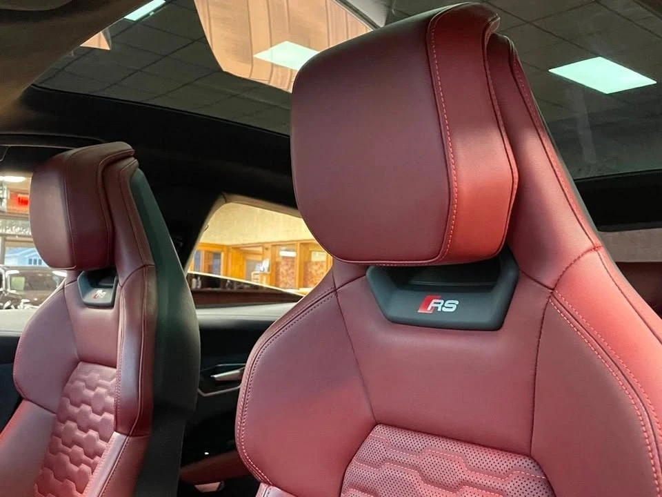 2024 Audi e-tron GT - Image 10 of 20