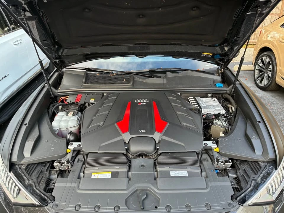 2024 Audi RS Q8 - Image 12 of 12