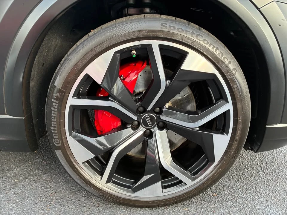 2024 Audi RS Q8 - Image 9 of 12