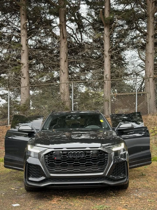 2024 Audi RS Q8 - Image 2 of 11