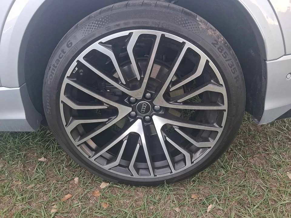 2024 Audi SQ8 - Image 14 of 20