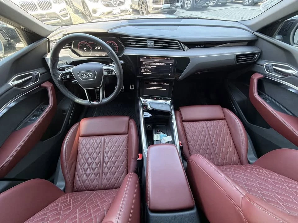 2024 Audi SQ8 e-tron - Image 15 of 19