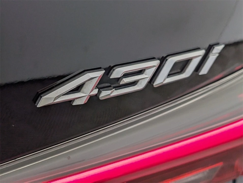 2024 BMW 4 Series - Image 11 of 12