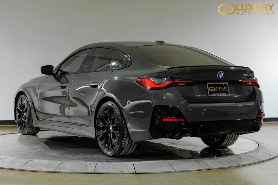 2024 BMW 4 Series - Image 16 of 19