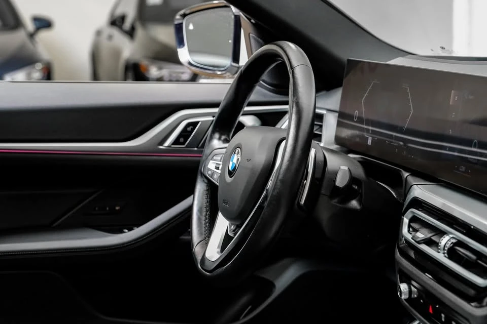 2024 BMW 4 Series - Image 15 of 19