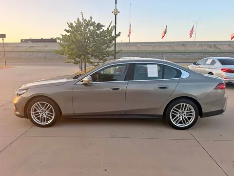 2024 BMW 5 Series 530i Sedan 4D