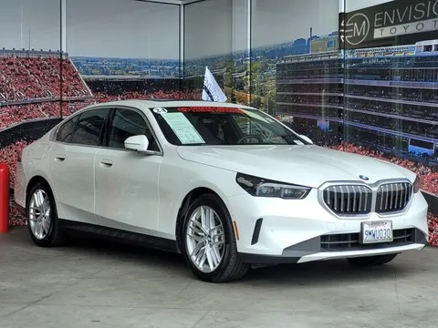 2024 BMW 530i