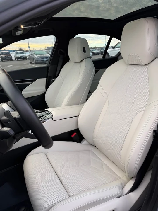 2024 BMW G60 5 Series Sedan - Image 6 of 10
