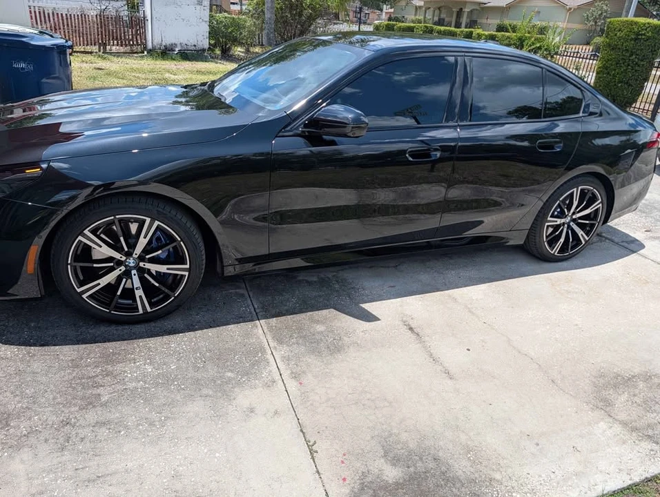 2024 BMW G60 5 Series Sedan - Image 3 of 9