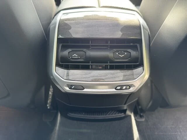 2024 BMW 5 Series - Image 11 of 21