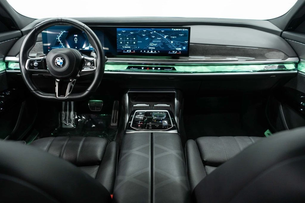 2024 BMW G70 7 Series - Image 10 of 12