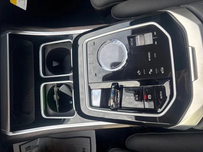 2024 BMW G70 7 Series - Image 10 of 19