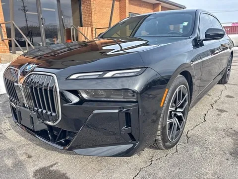 2024 BMW 7 Series 750e Xdrive Plug-in Hybrid