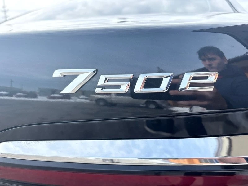 2024 BMW G70 7 Series - Image 5 of 19
