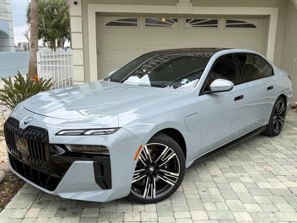 2024 BMW G70 7 Series - Image 5 of 21