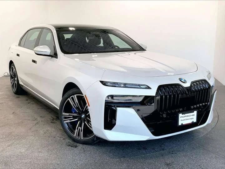 2024 BMW G70 7 Series - Image 3 of 20