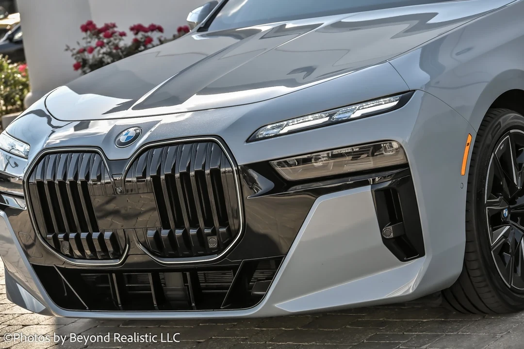2024 BMW G70 7 Series - Image 11 of 21