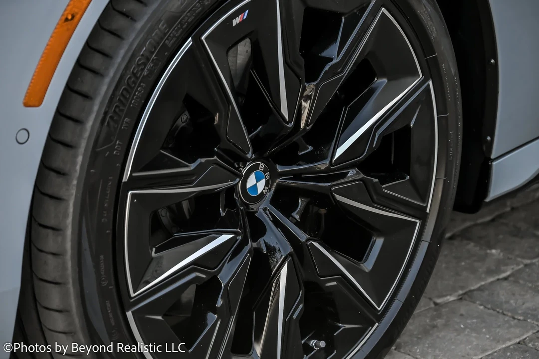 2024 BMW G70 7 Series - Image 13 of 21