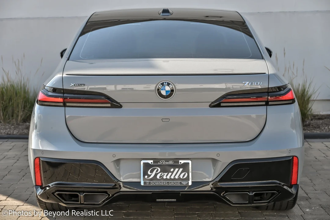 2024 BMW G70 7 Series - Image 7 of 21