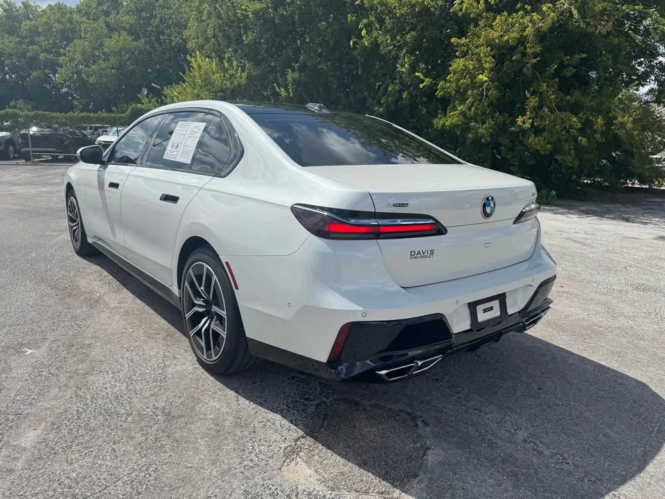 2024 BMW G70 7 Series - Image 6 of 14