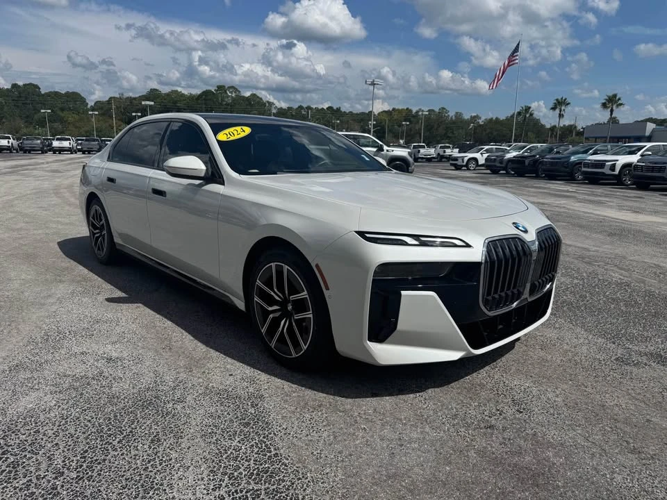 2024 BMW G70 7 Series - Image 2 of 14