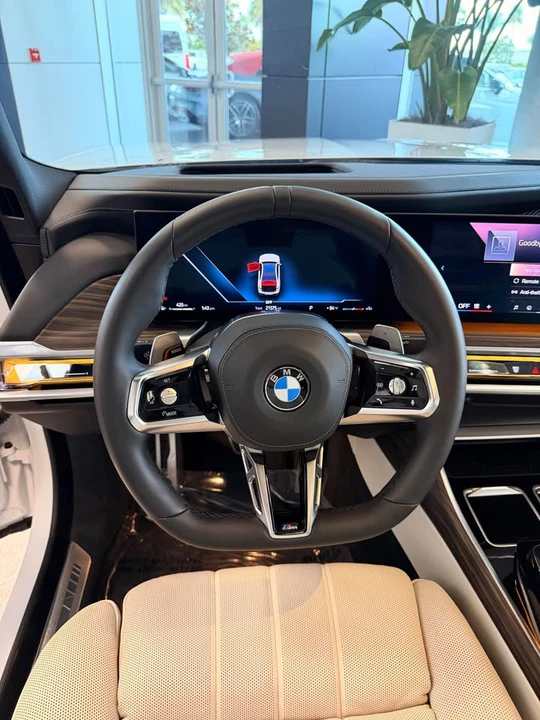2024 BMW G70 7 Series - Image 8 of 20