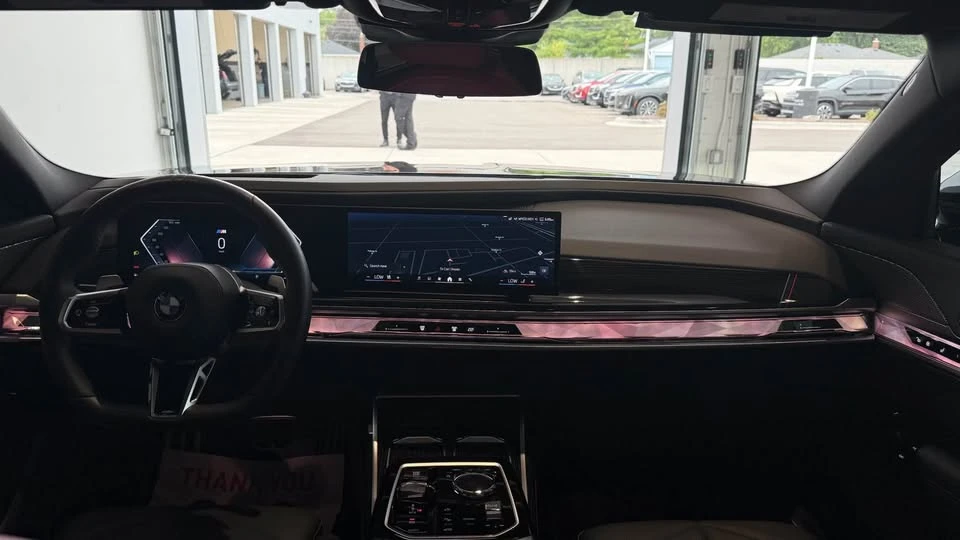 2024 BMW G70 7 Series - Image 4 of 6
