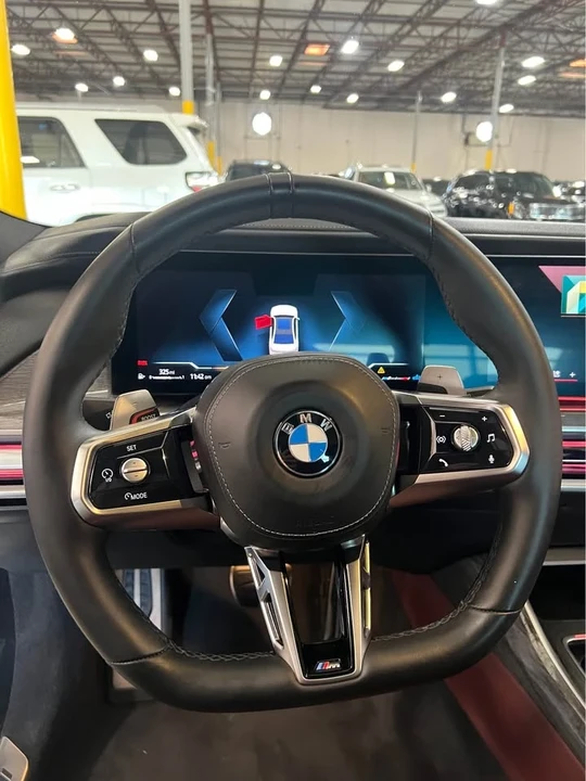 2024 BMW G70 7 Series - Image 13 of 17