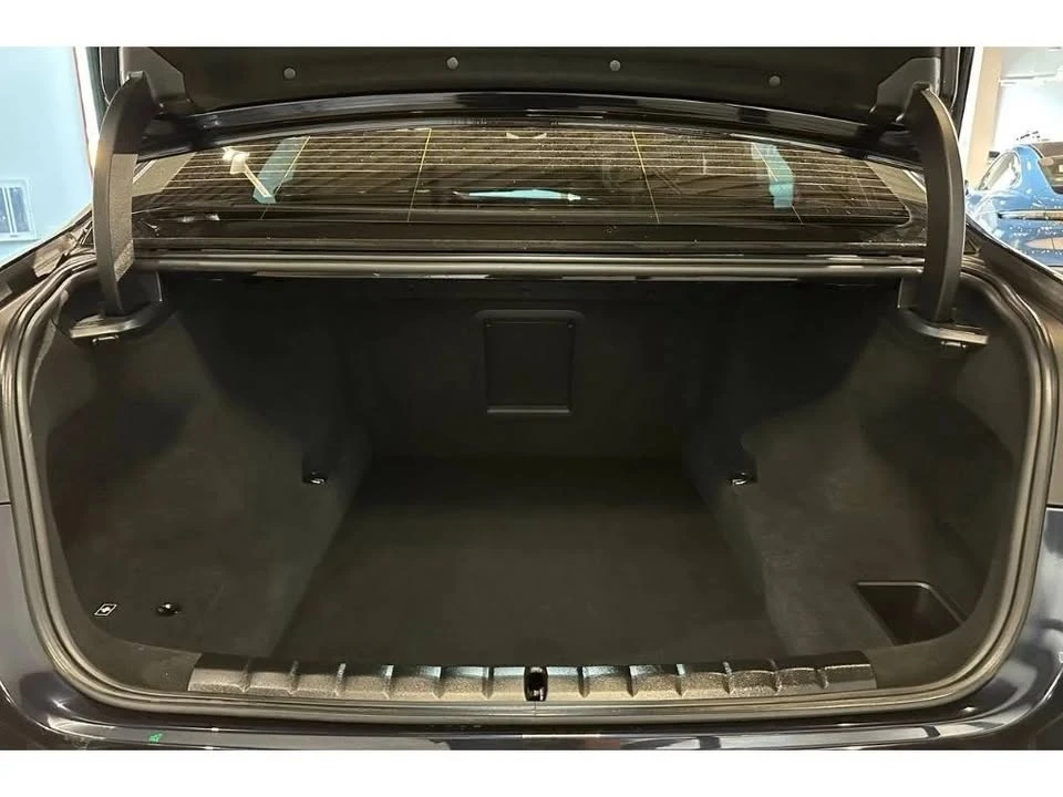 2024 BMW G70 7 Series - Image 10 of 20