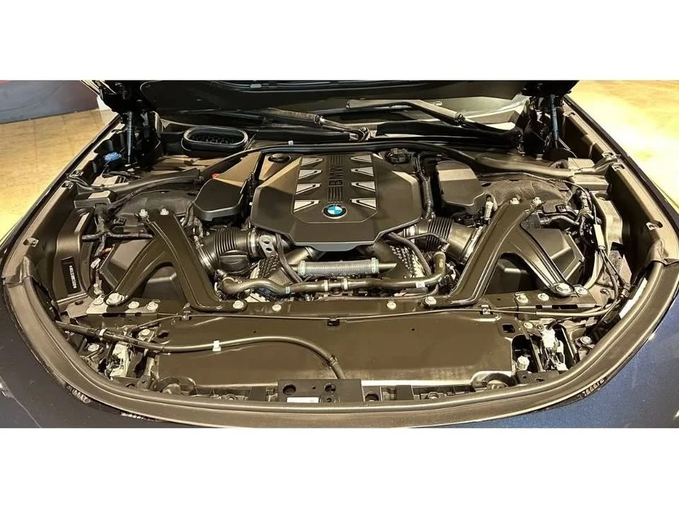 2024 BMW G70 7 Series - Image 3 of 20