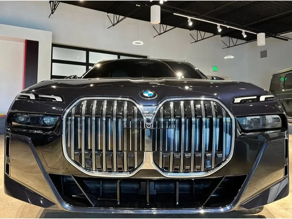 2024 BMW G70 7 Series - Image 2 of 20