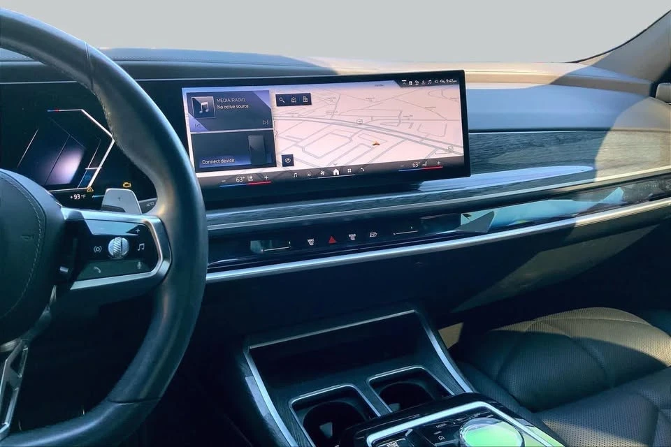 2024 BMW G70 7 Series - Image 7 of 20