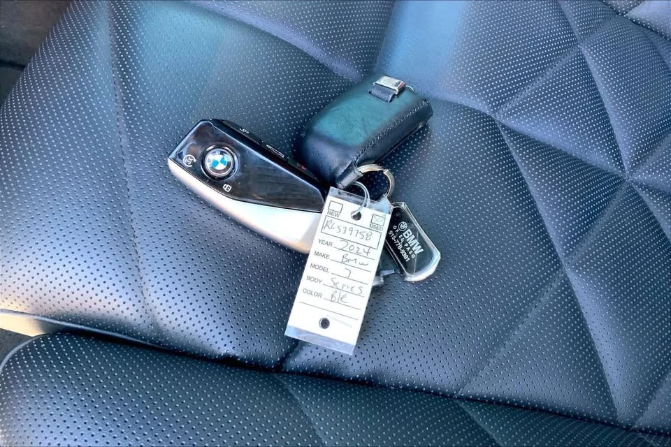 2024 BMW G70 7 Series - Image 15 of 20