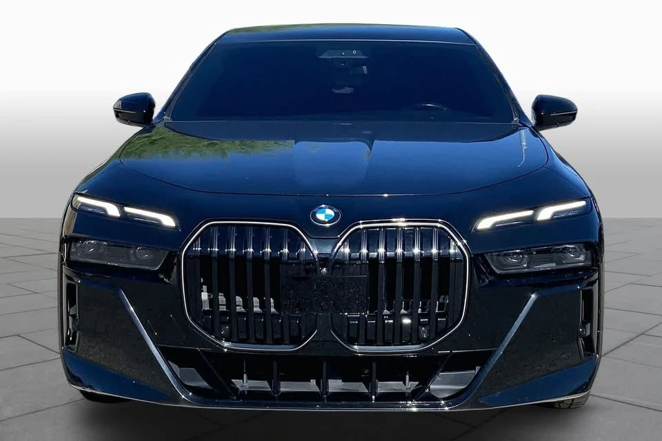 2024 BMW G70 7 Series - Image 4 of 20