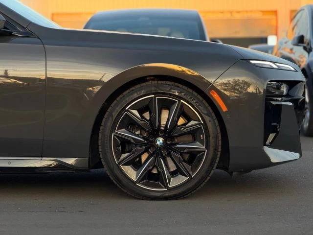 2024 BMW G70 7 Series - Image 7 of 21