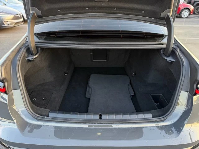 2024 BMW G70 7 Series - Image 10 of 21