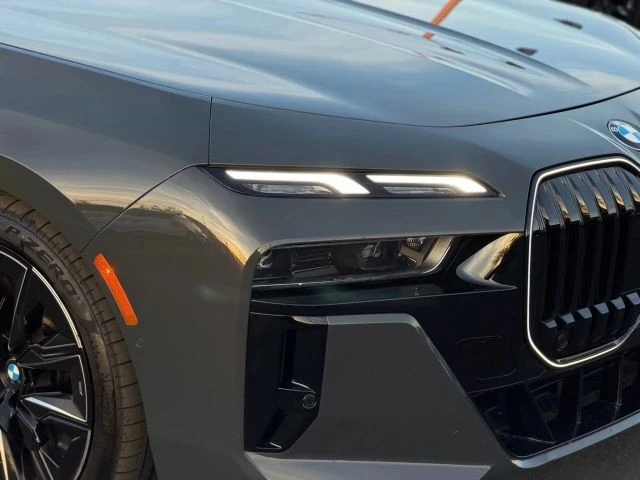 2024 BMW G70 7 Series - Image 6 of 21