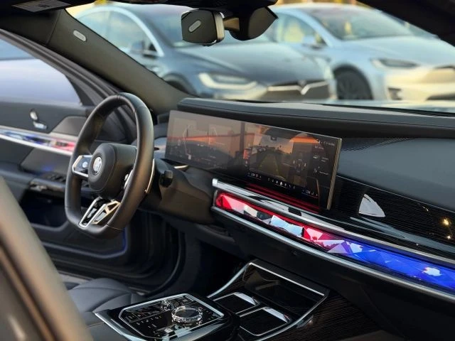 2024 BMW G70 7 Series - Image 18 of 21