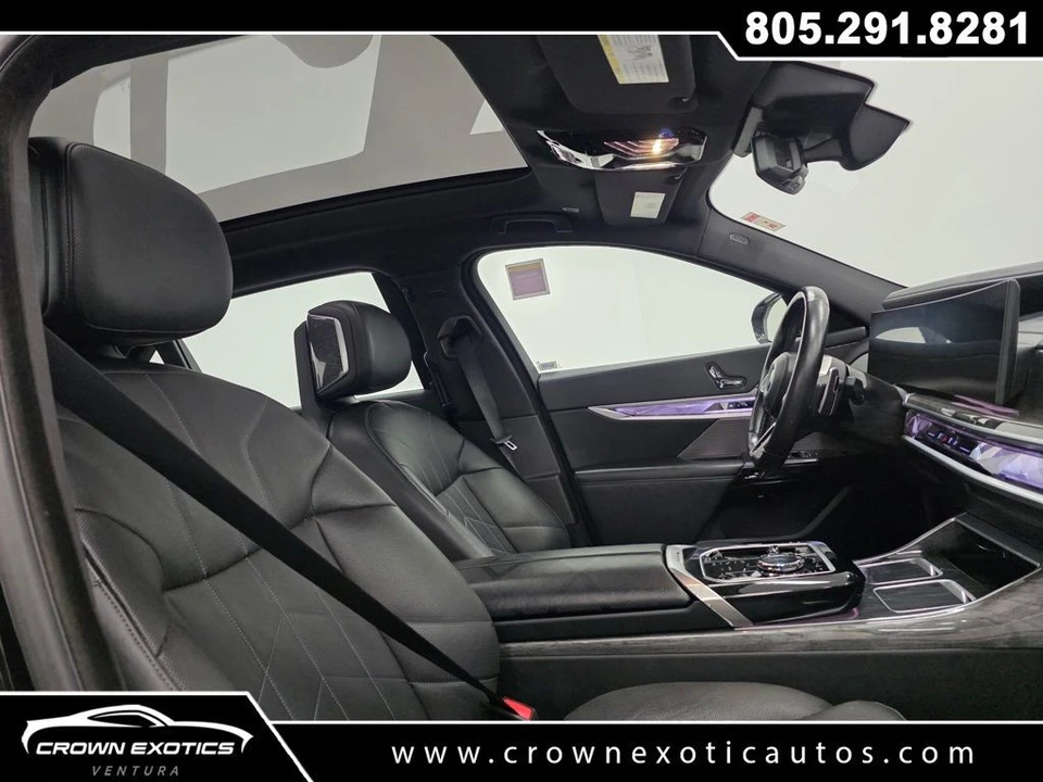 2024 BMW G70 7 Series - Image 10 of 21