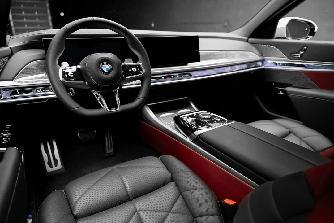 2024 BMW G70 7 Series - Image 2 of 12