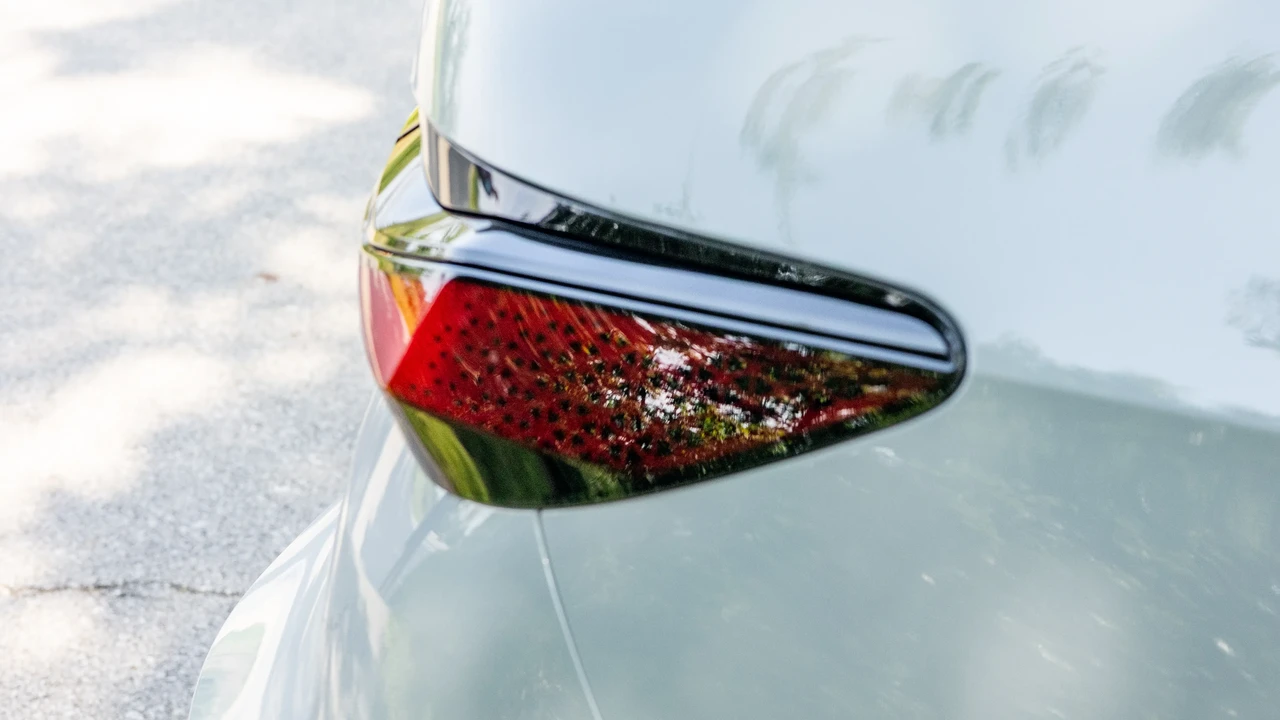 2024 BMW G70 7 Series - Image 17 of 31