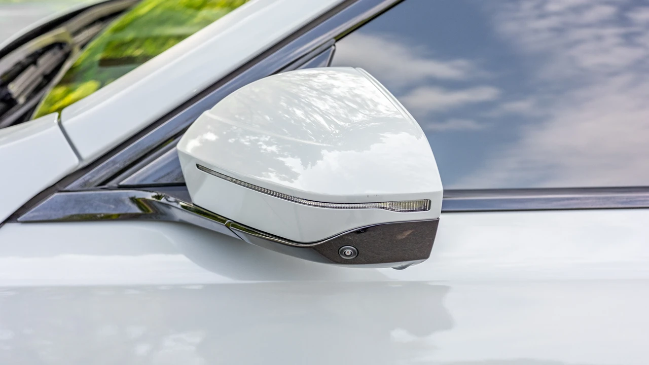 2024 BMW G70 7 Series - Image 21 of 31